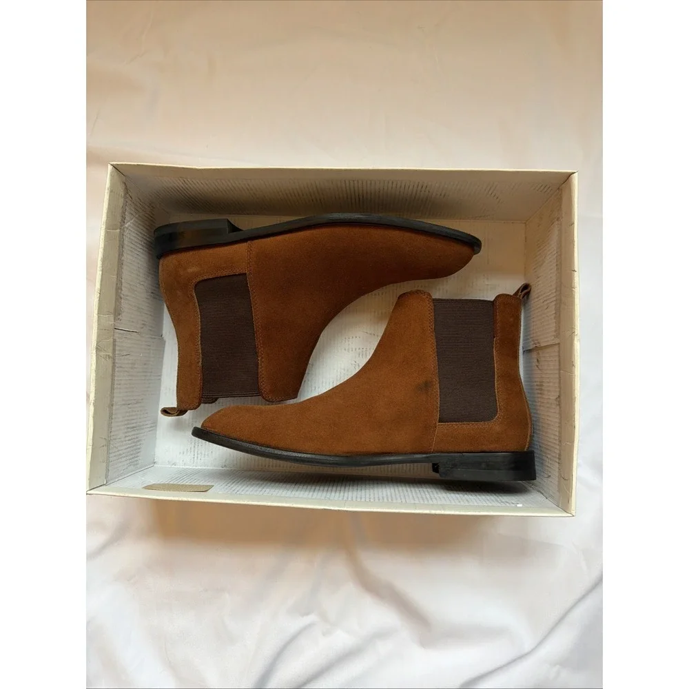 Donald Pliner Roccocs Mens Tan Suede Chelsea Boots Size 8M  Ankle Boots Academia